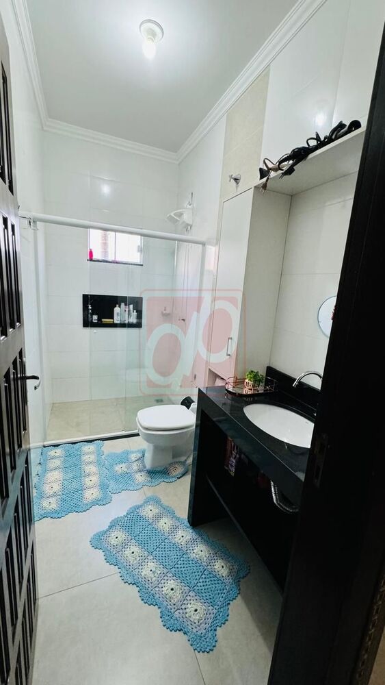 Casa à venda com 2 quartos, 450m² - Foto 6