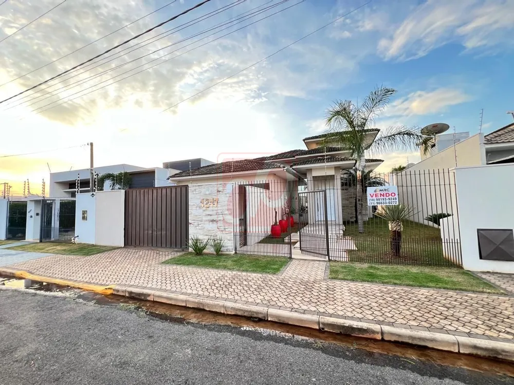 Casa, 3 quartos, 450 m² - Foto 1
