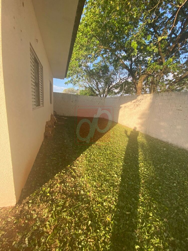 Casa à venda e aluguel com 3 quartos - Foto 24