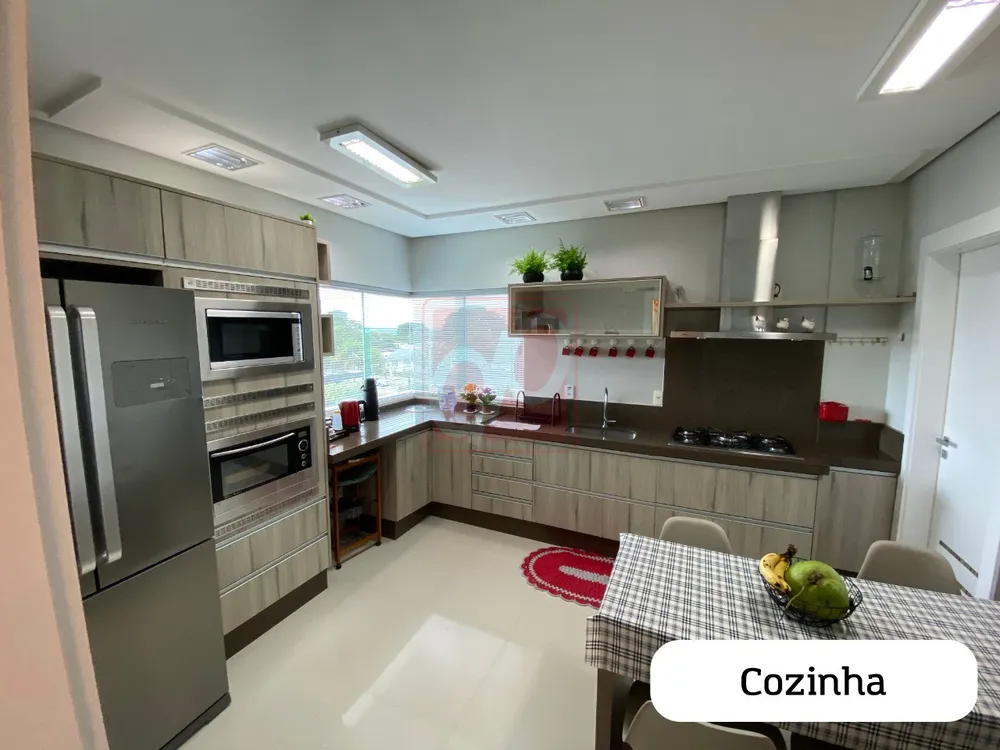 Apartamento, 3 quartos, 145 m² - Foto 3