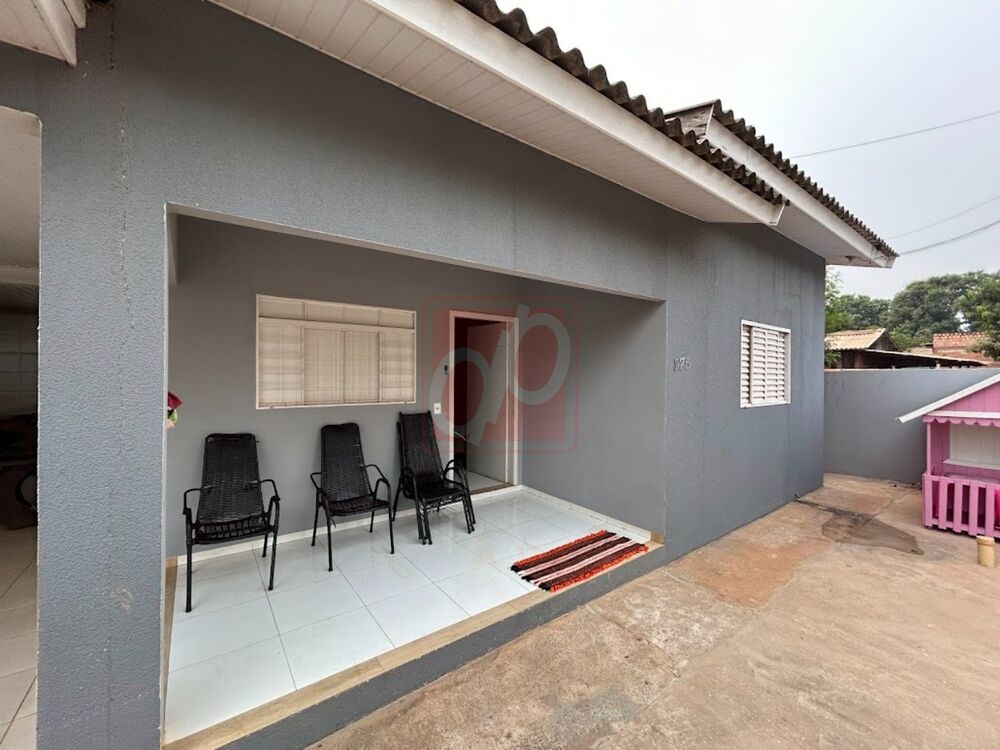 Casa, 2 quartos, 375 m² - Foto 1