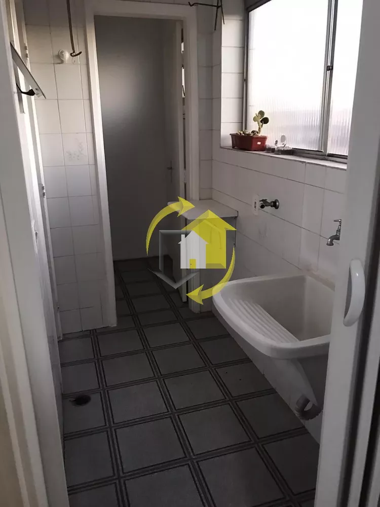 Apartamento à venda com 2 quartos, 62m² - Foto 7