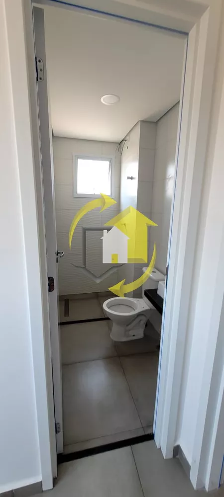 Apartamento à venda com 2 quartos, 42m² - Foto 2