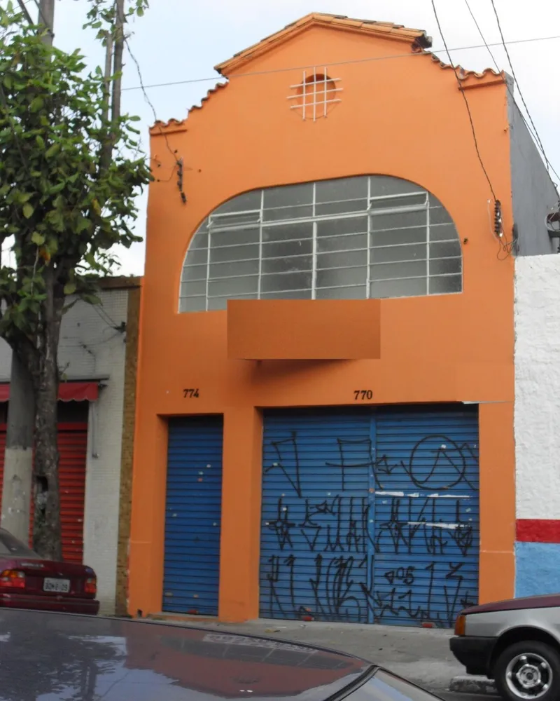 Prédio Inteiro - Foto 1