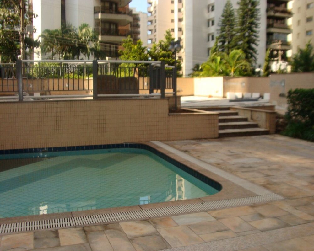 Apartamento, 3 quartos, 250 m² - Foto 1