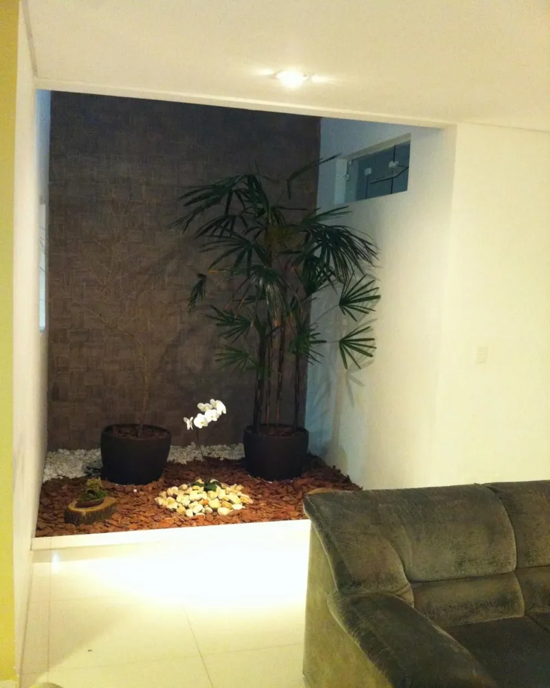Sobrado, 3 quartos, 275 m² - Foto 2