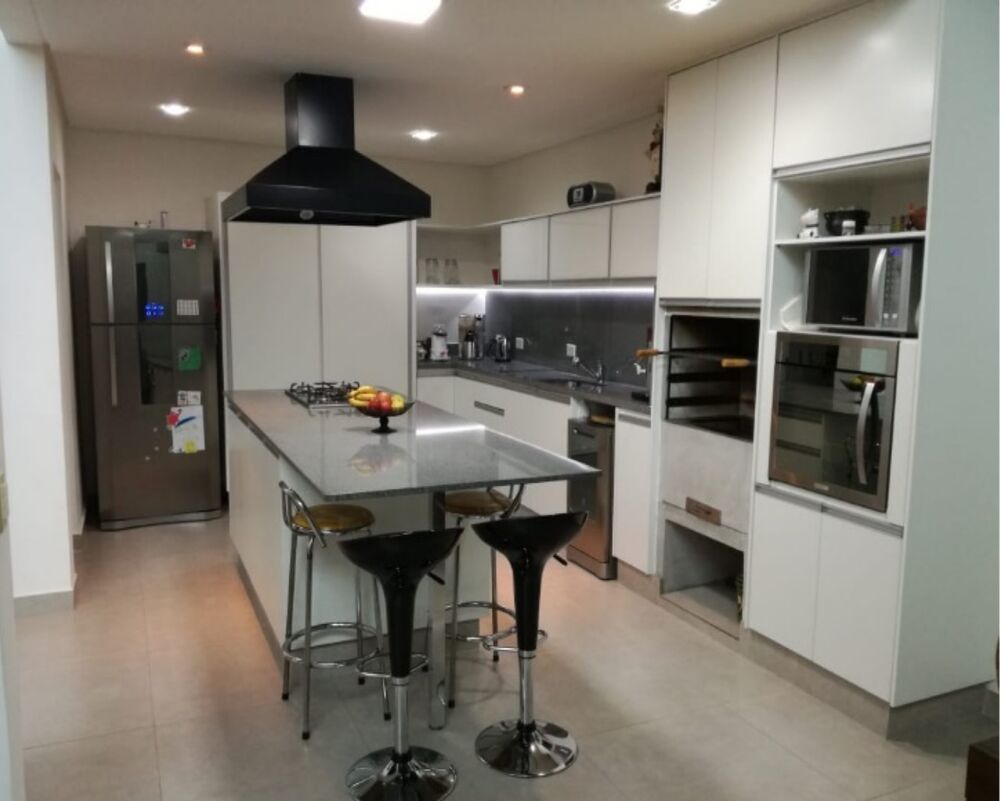 Sobrado, 3 quartos, 250 m² - Foto 2