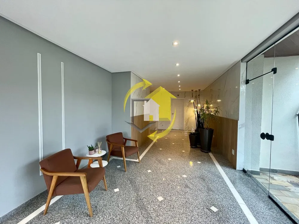 Cobertura, 3 quartos, 196 m² - Foto 2