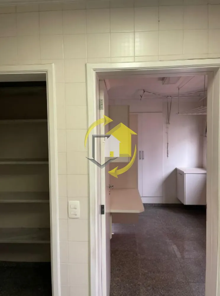 Apartamento, 3 quartos, 220 m² - Foto 1