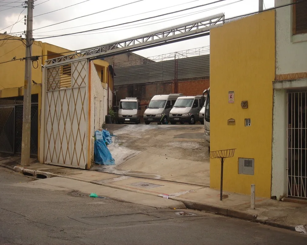 Loteamento e Condomínio, 345 m² - Foto 1