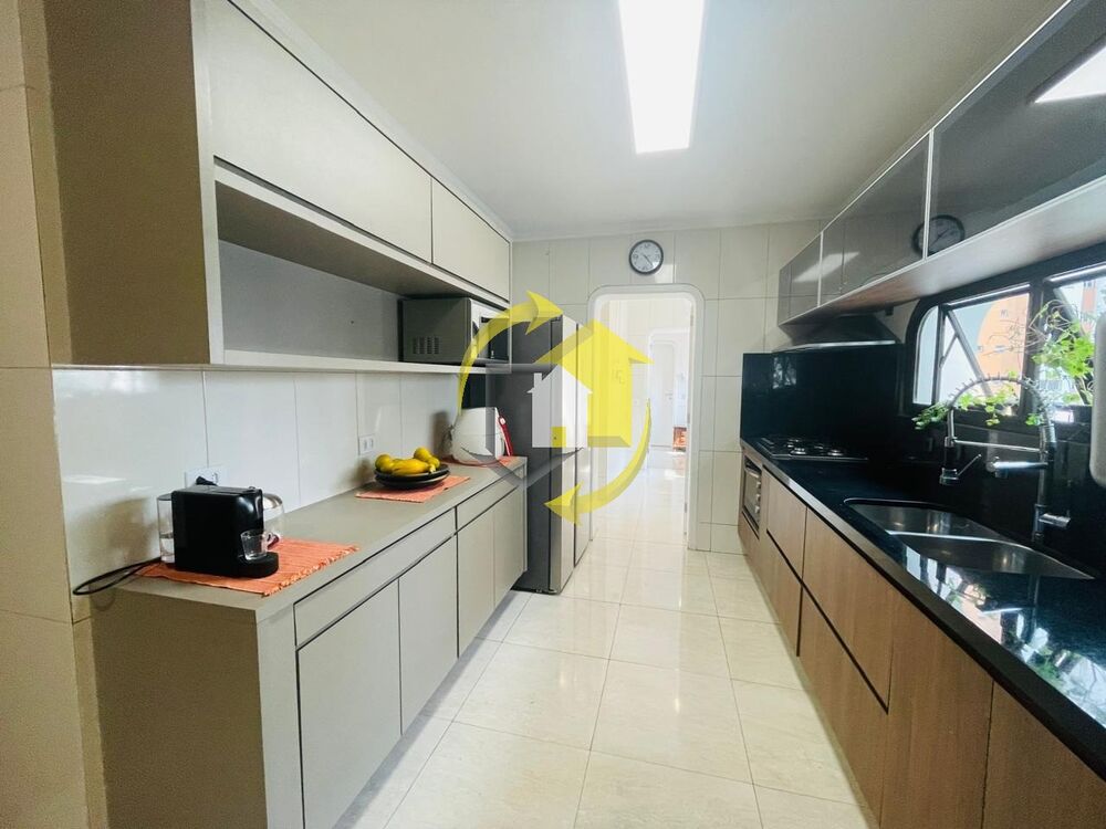 Apartamento para alugar com 3 quartos, 165m² - Foto 1