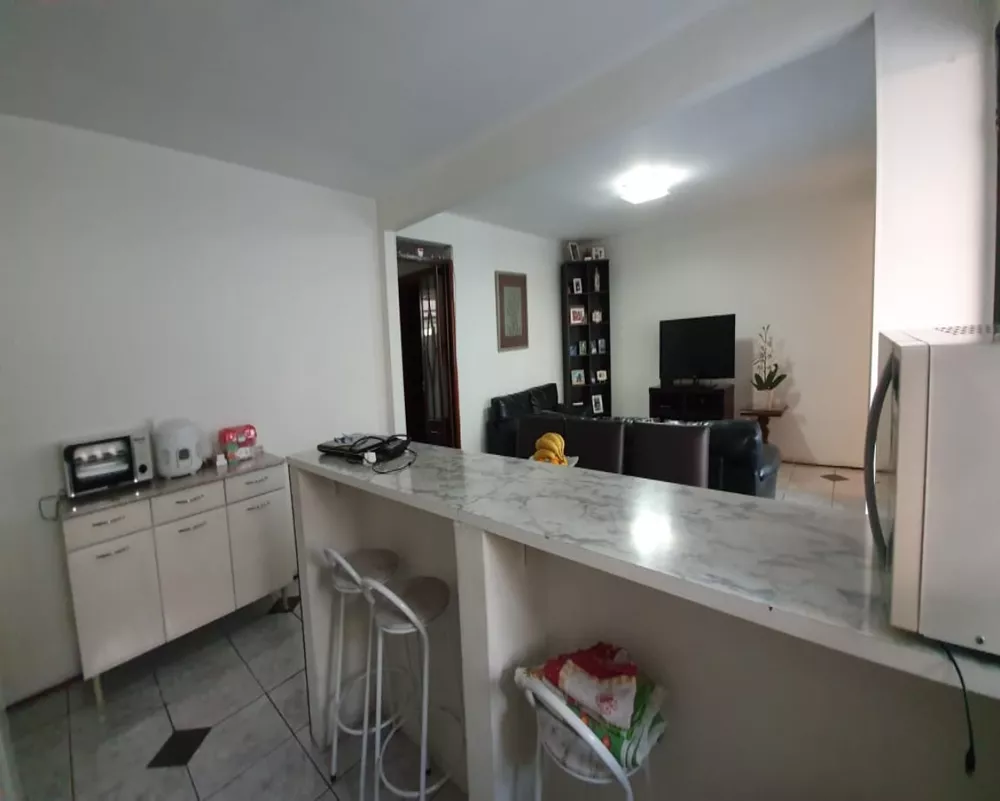 Apartamento à venda com 2 quartos, 70m² - Foto 10