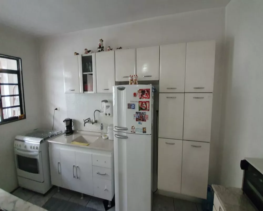 Apartamento à venda com 2 quartos, 70m² - Foto 11