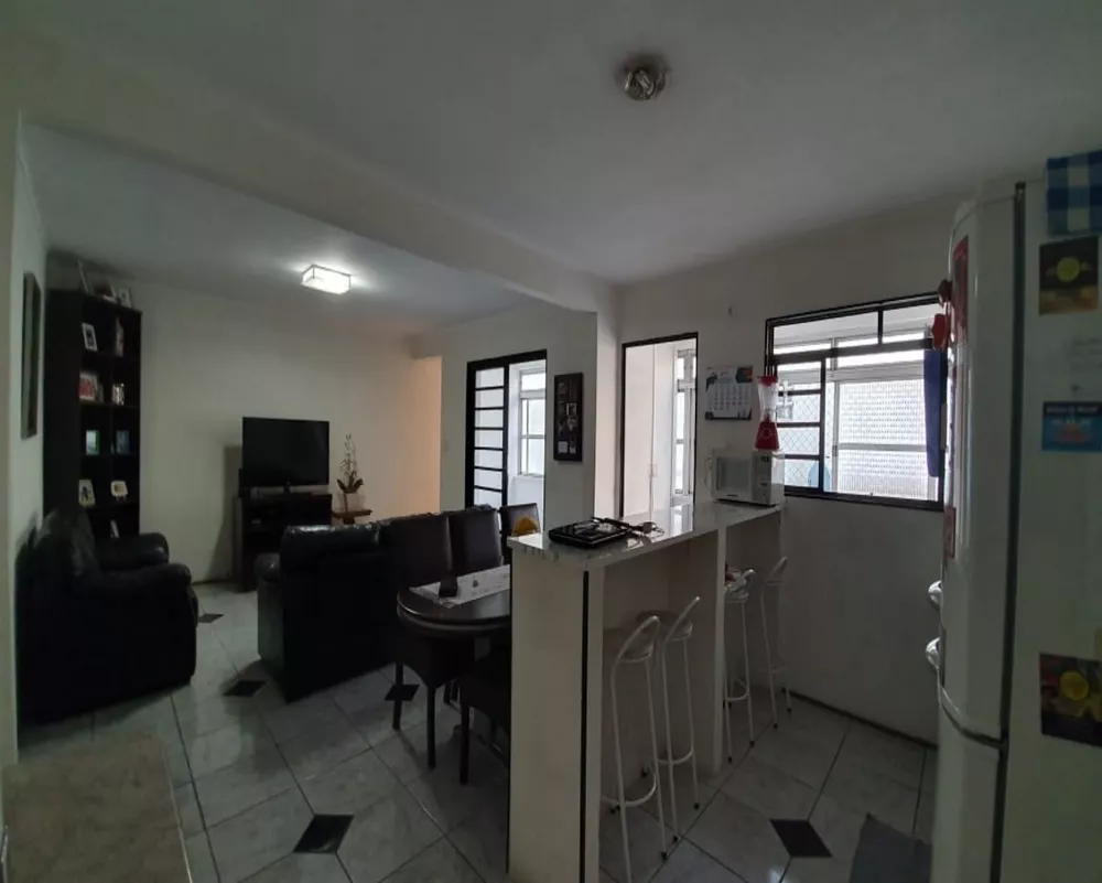 Apartamento à venda com 2 quartos, 70m² - Foto 12