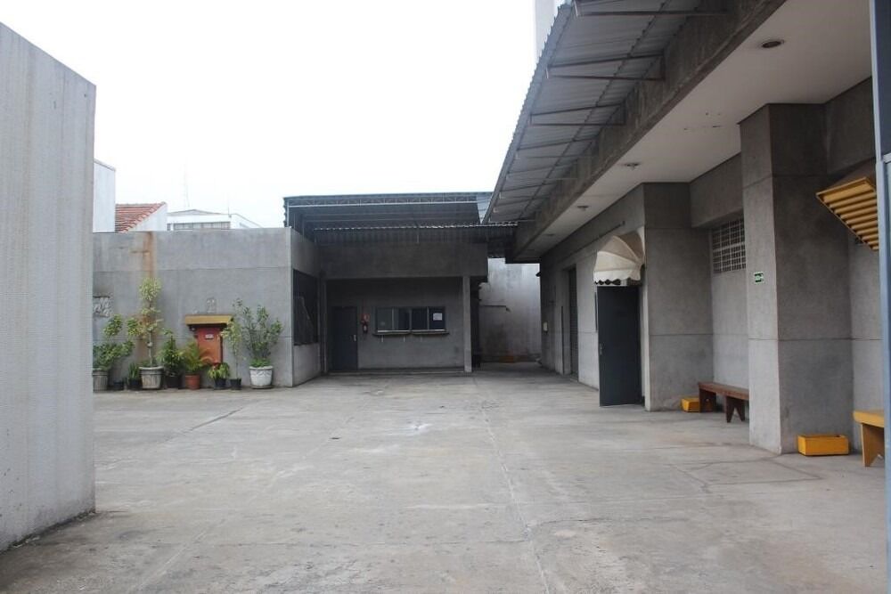 Prédio Inteiro - Foto 1