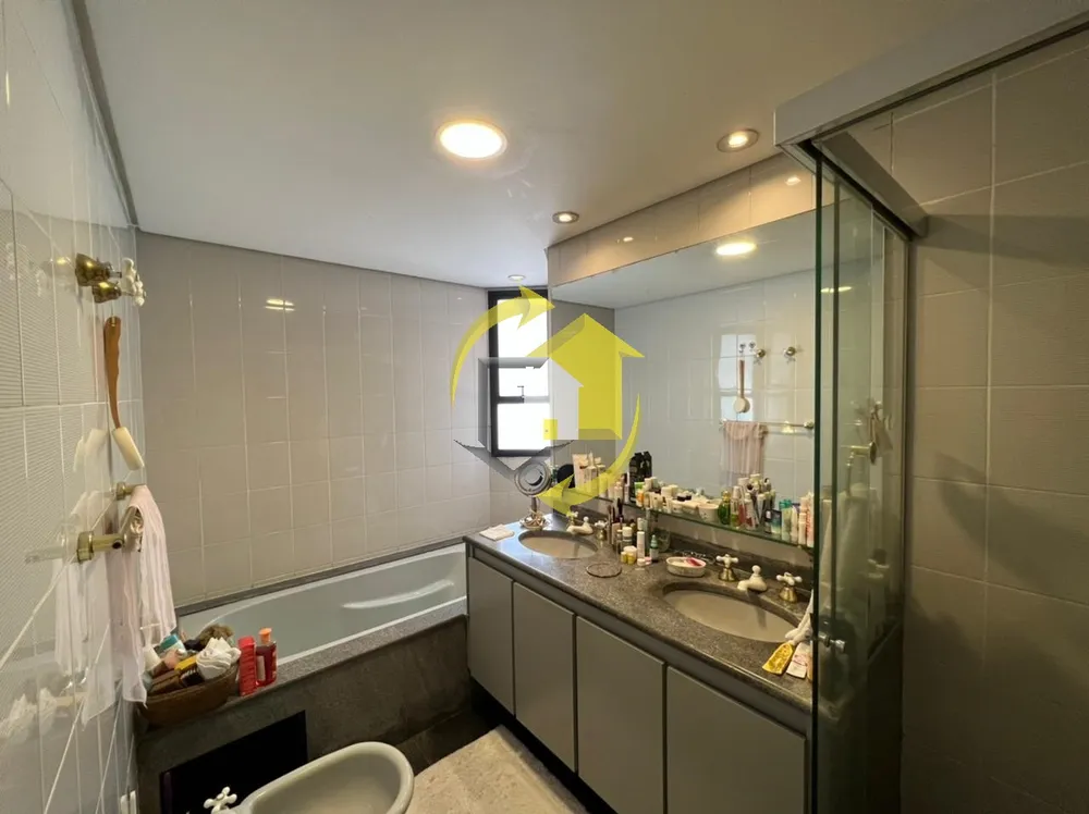 Apartamento, 4 quartos, 220 m² - Foto 2