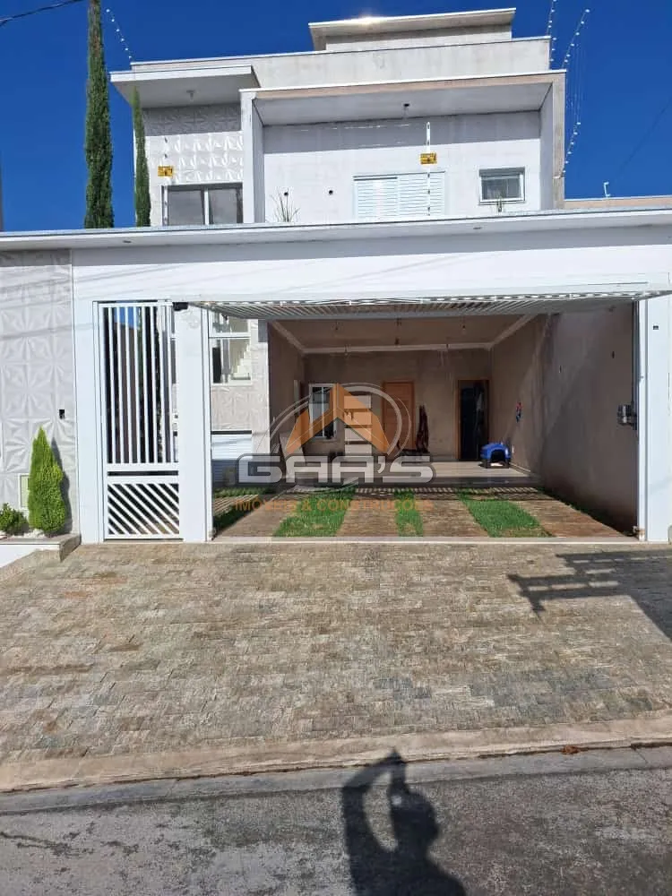 Sobrado, 3 quartos, 196 m² - Foto 1