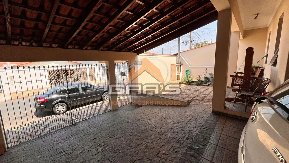 Casa, 3 quartos, 210 m² - Foto 2