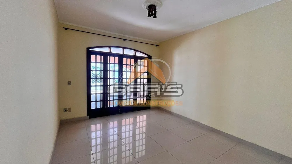 Casa, 3 quartos, 135 m² - Foto 1