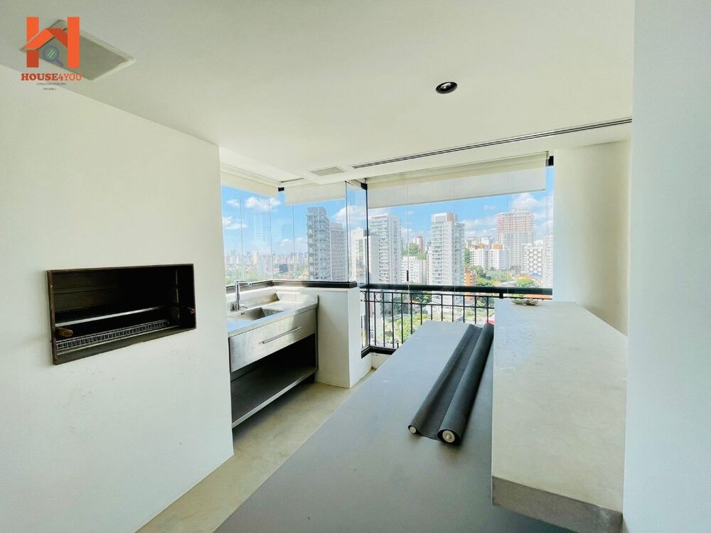 Apartamento à venda com 3 quartos, 215m² - Foto 2