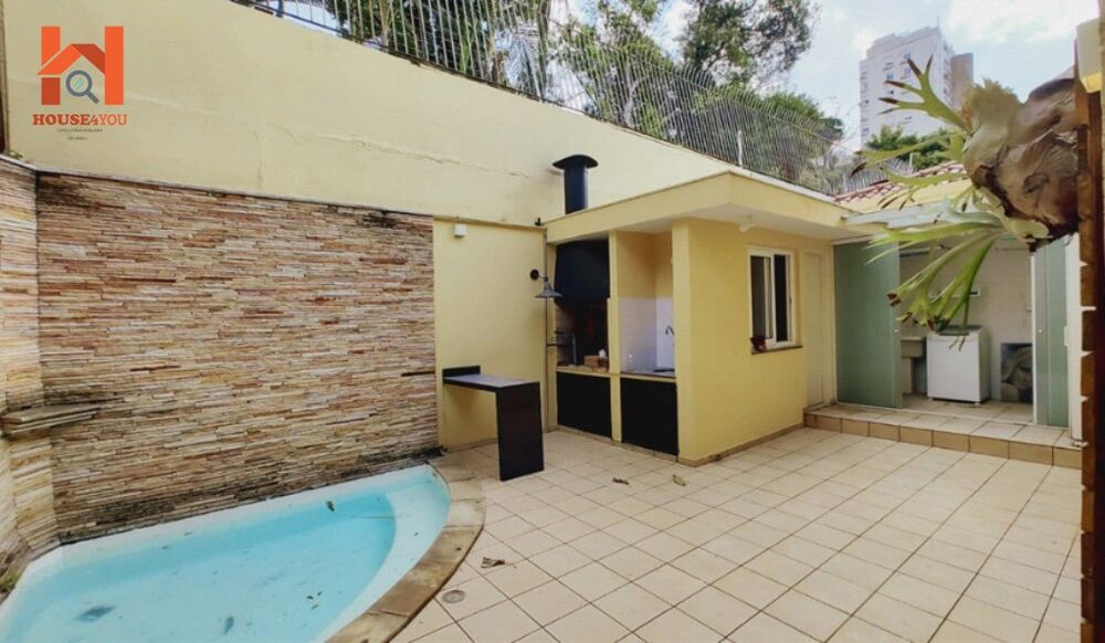 Casa, 3 quartos, 169 m² - Foto 1