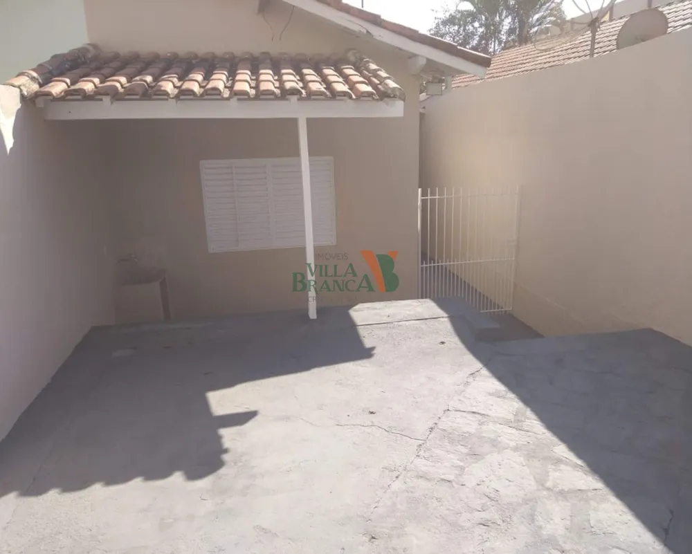 Casa, 2 quartos, 190 m² - Foto 1