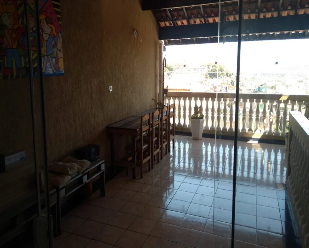 Sobrado, 3 quartos, 243 m² - Foto 1