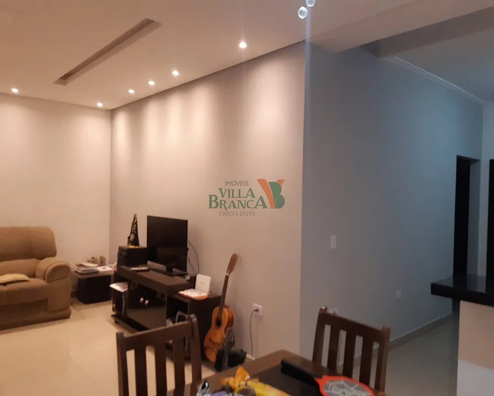 Casa, 3 quartos, 250 m² - Foto 2