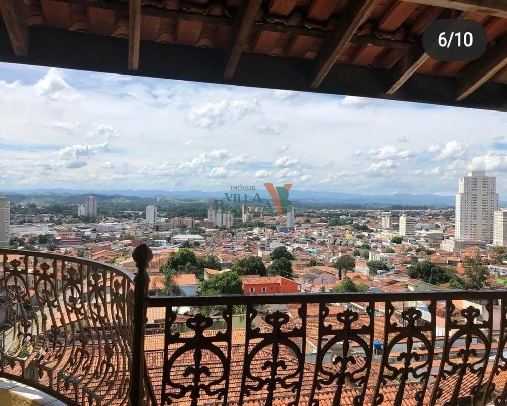 Sobrado, 3 quartos, 322 m² - Foto 1