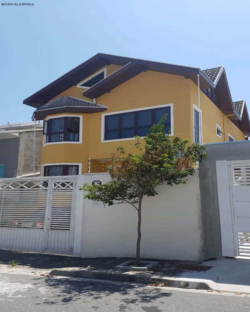 Sobrado, 3 quartos, 181 m² - Foto 2