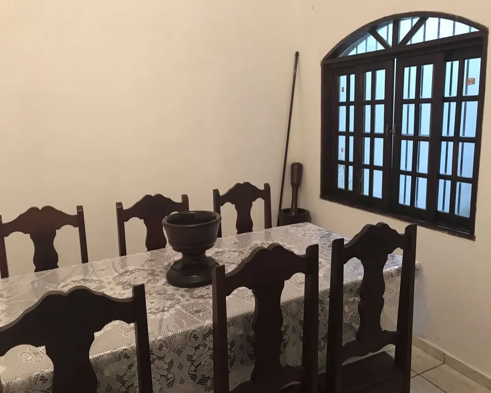 Casa, 3 quartos, 220 m² - Foto 1