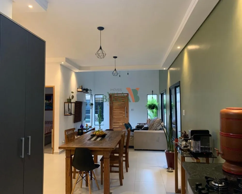 Casa, 3 quartos, 250 m² - Foto 1