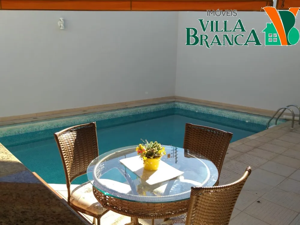 Casa, 3 quartos, 250 m² - Foto 3