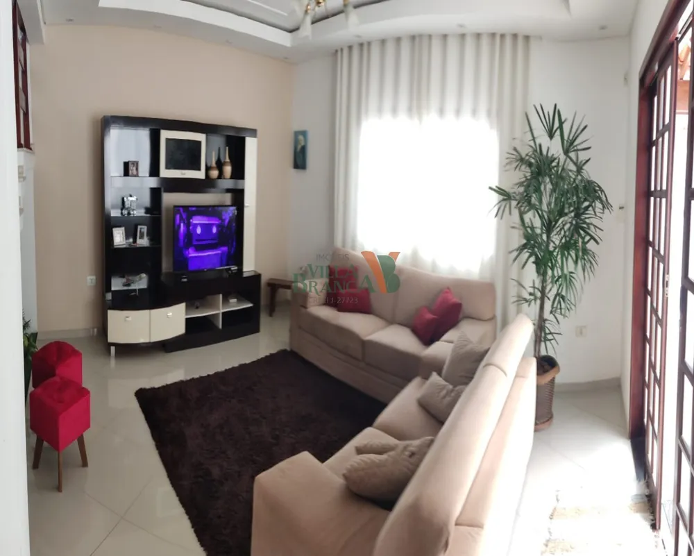 Casa, 3 quartos, 299 m² - Foto 4