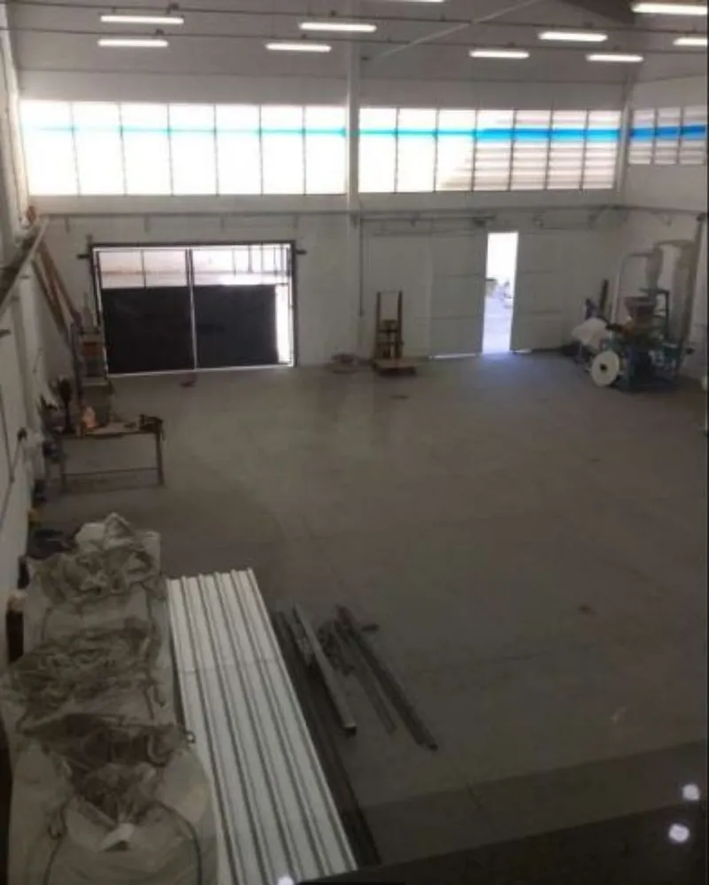 Depósito-Galpão, 1128 m² - Foto 2