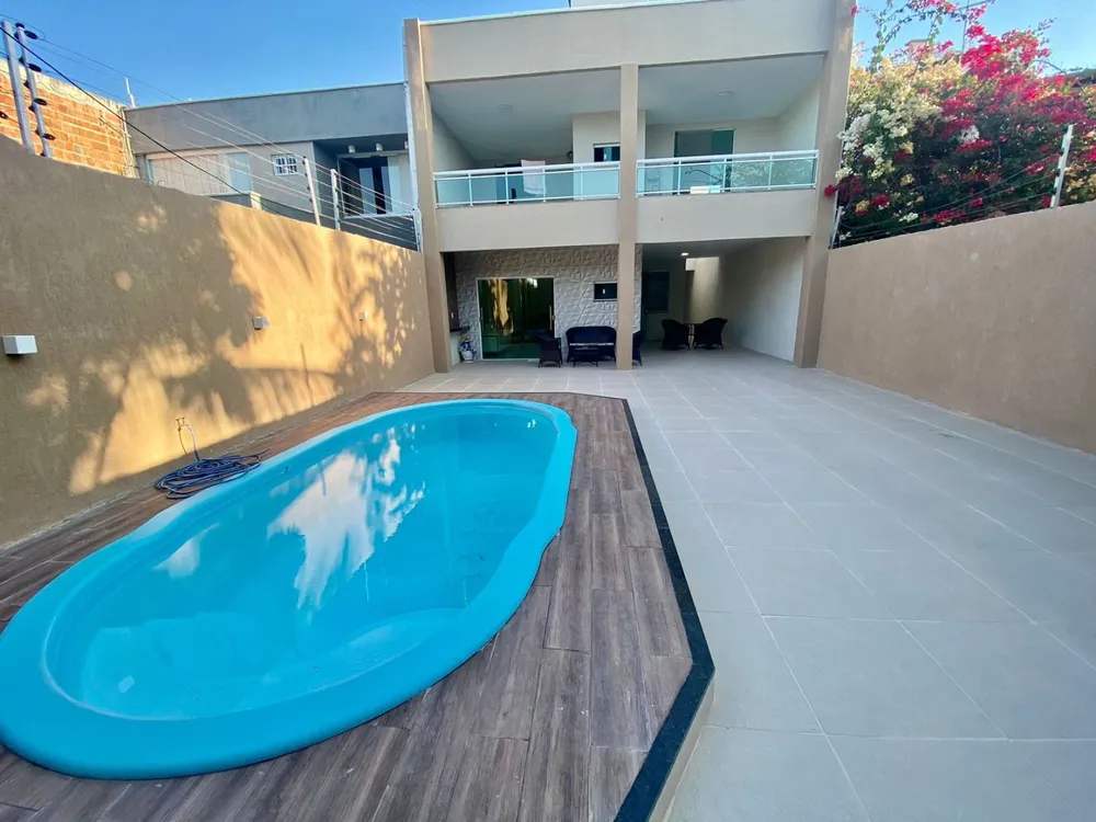 Casa, 5 quartos, 220 m² - Foto 1