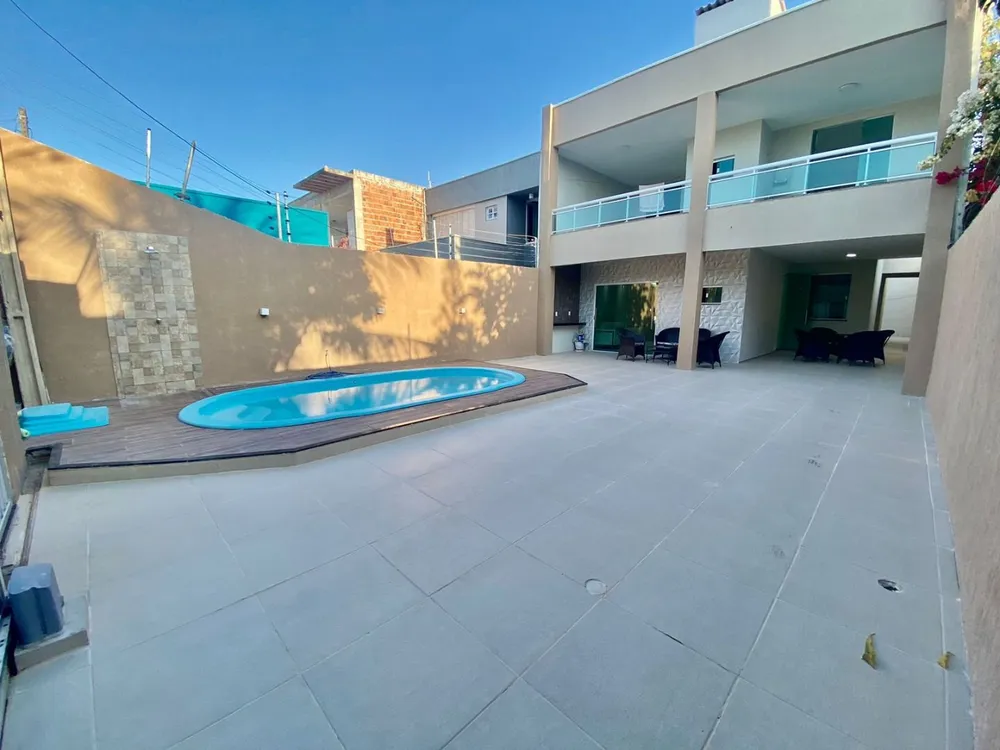 Casa, 5 quartos, 220 m² - Foto 2