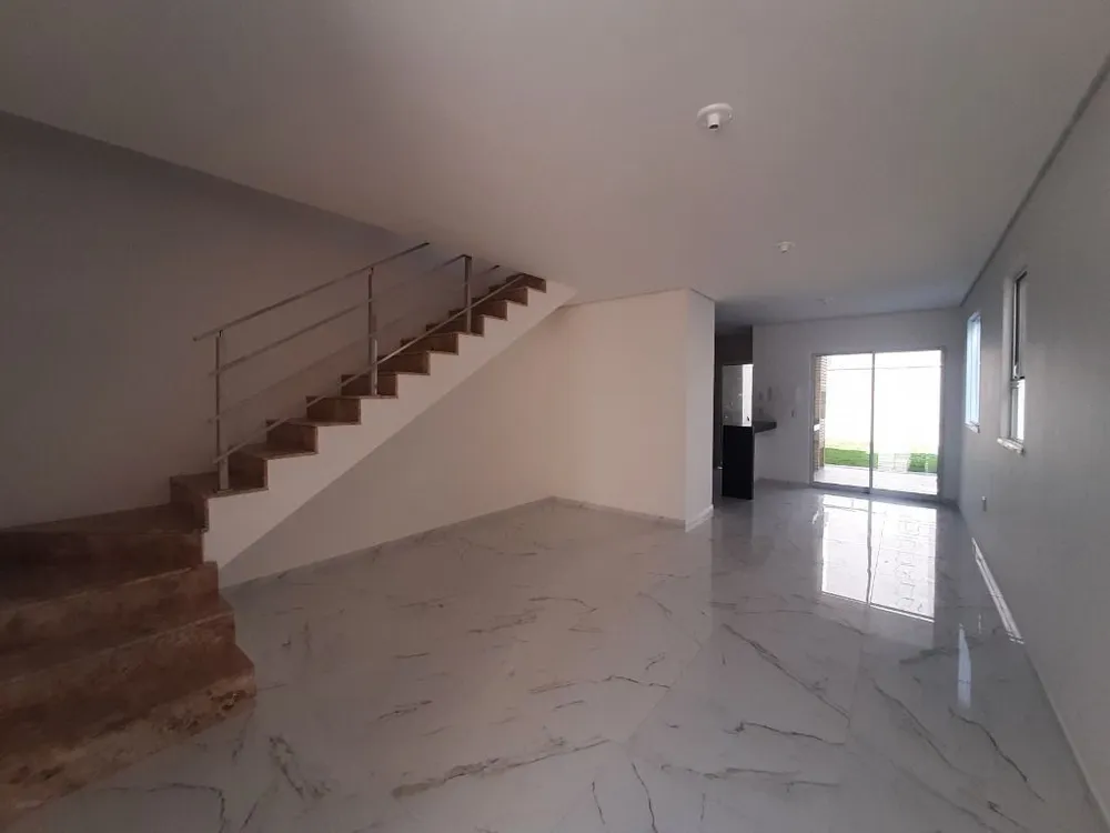 Casa, 4 quartos, 144 m² - Foto 2