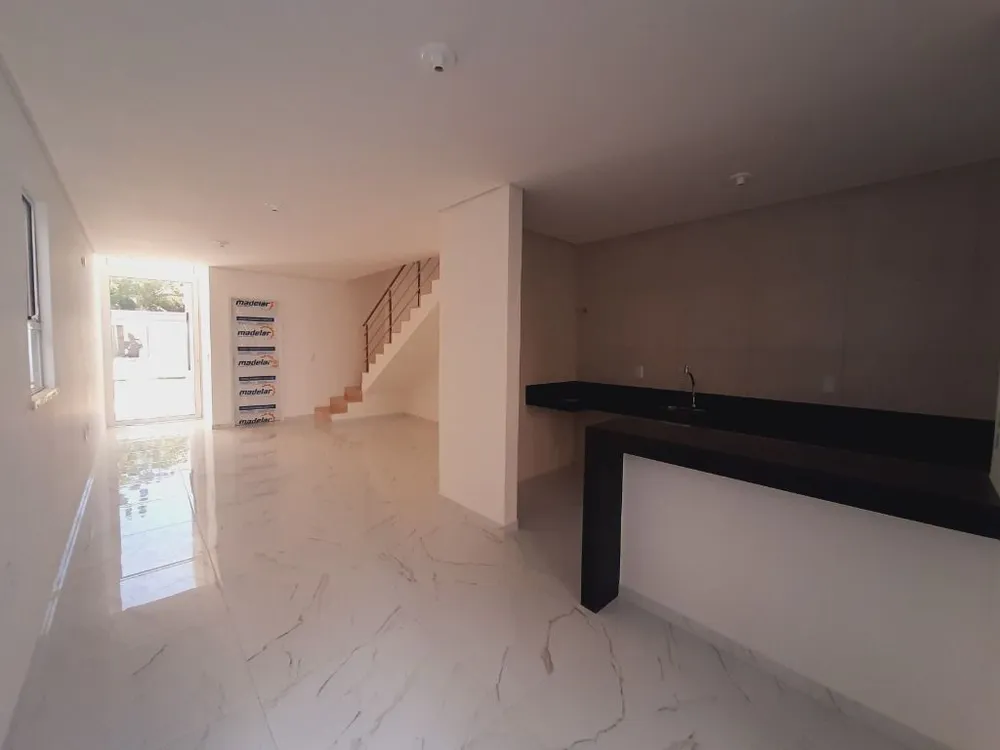 Casa, 4 quartos, 144 m² - Foto 3