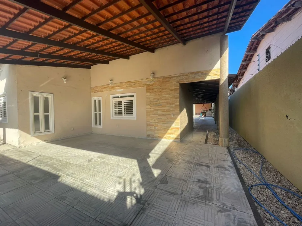 Casa, 3 quartos, 169 m² - Foto 1