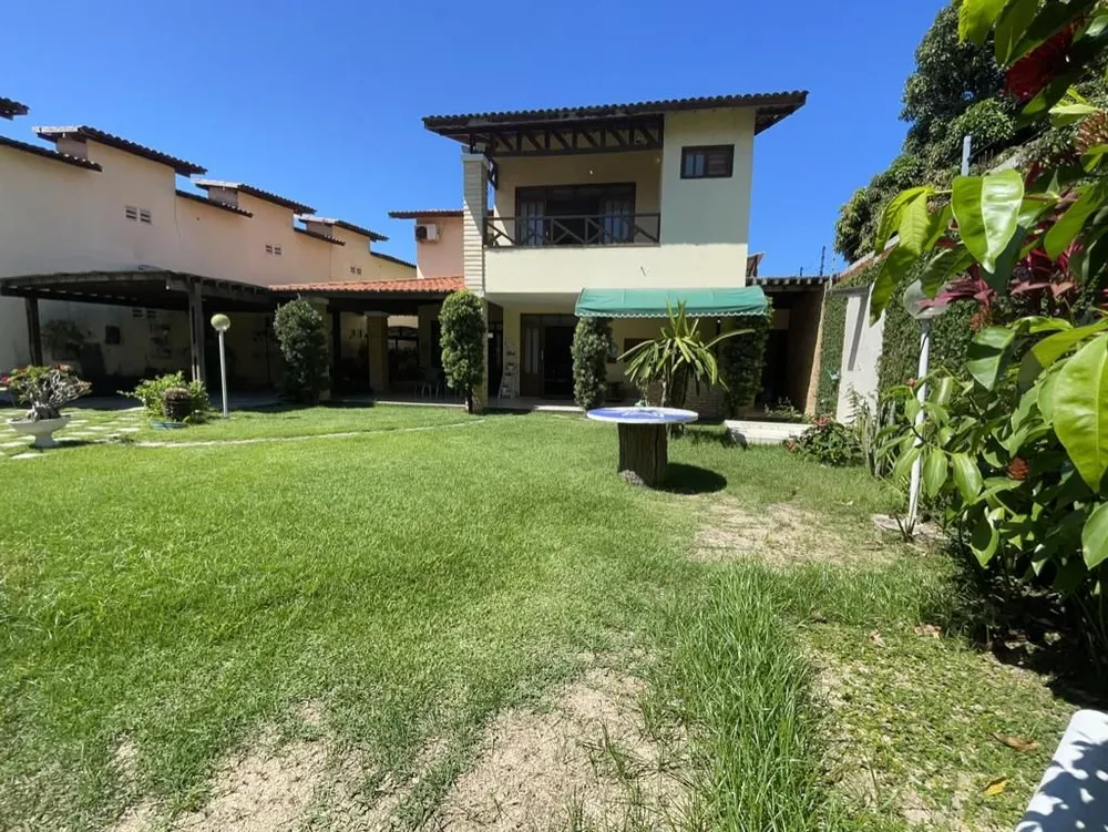 Casa, 4 quartos, 226 m² - Foto 2