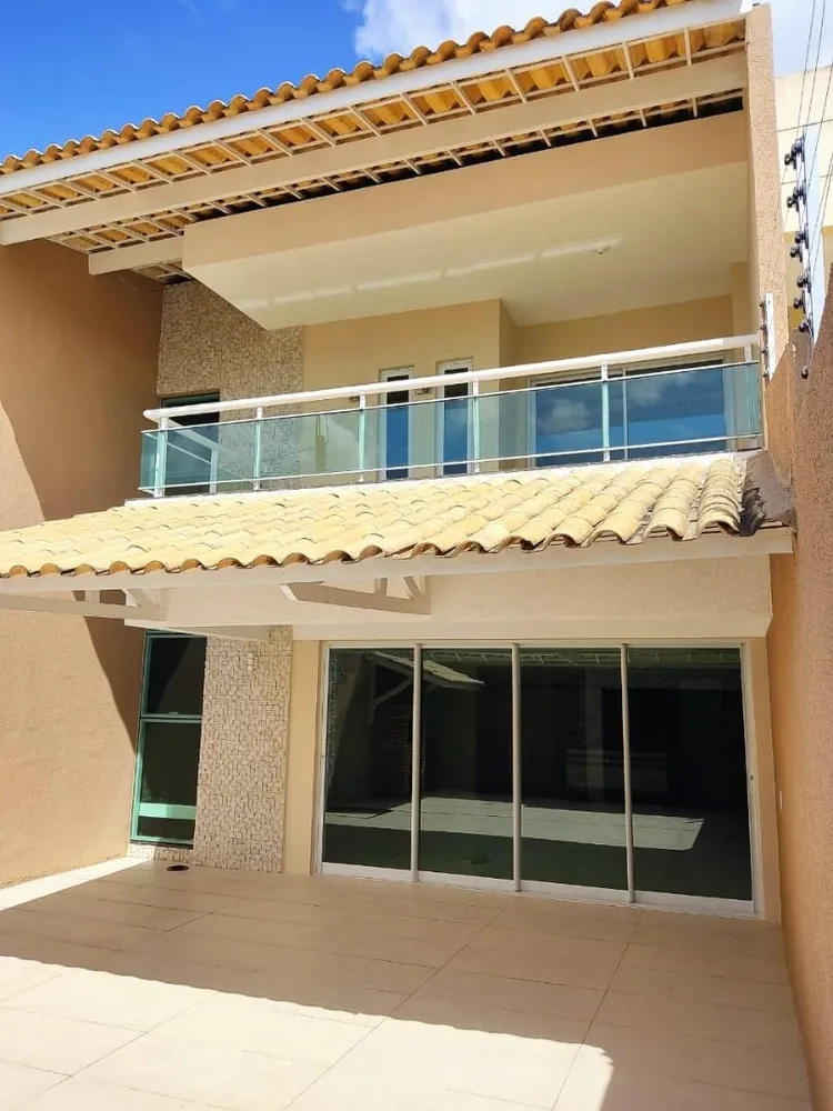Casa, 4 quartos, 223 m² - Foto 1