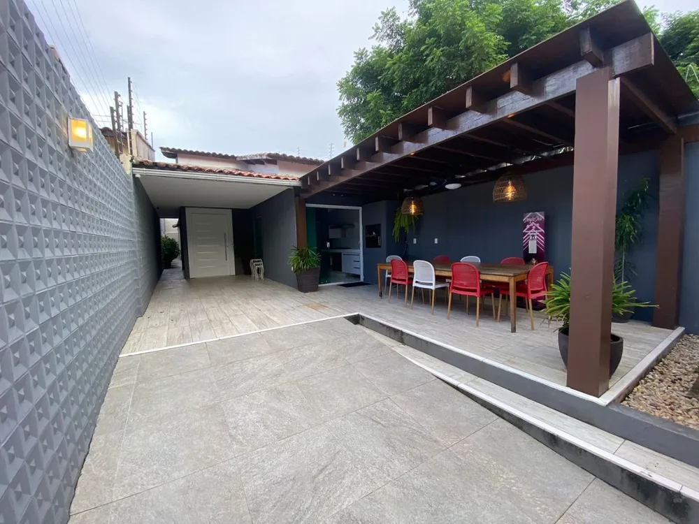 Casa, 4 quartos, 170 m² - Foto 1
