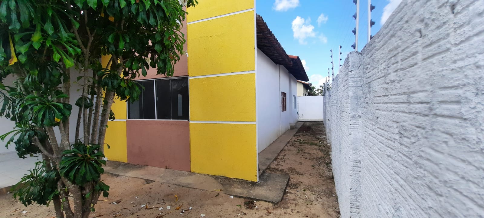 Casa à venda com 2 quartos, 200m2 - Foto 11