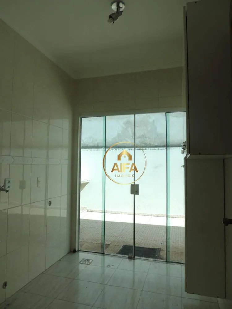 Casa, 5 quartos, 231 m² - Foto 3