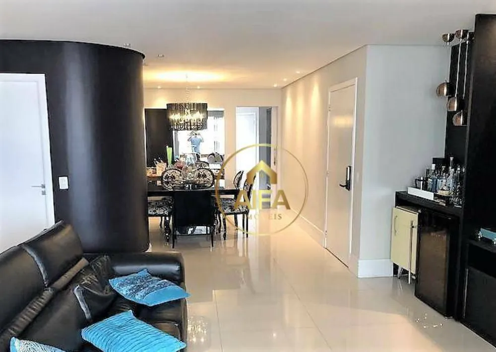 Apartamento, 3 quartos, 156 m² - Foto 2