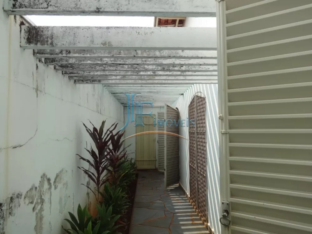 Casa, 3 quartos, 250 m² - Foto 17