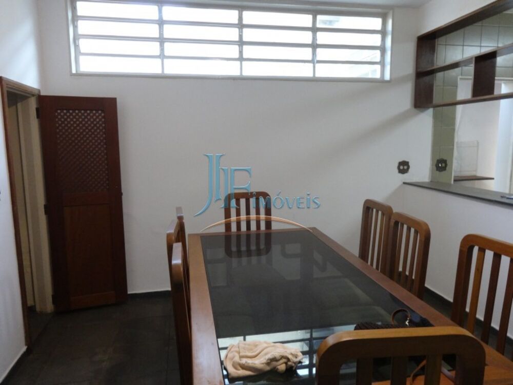 Casa à venda com 3 quartos, 214m² - Foto 2