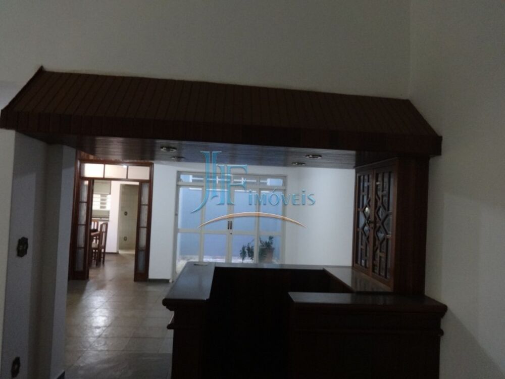 Casa à venda com 3 quartos, 214m² - Foto 14