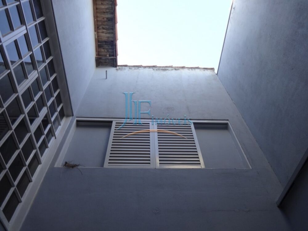 Casa à venda com 3 quartos, 214m² - Foto 13